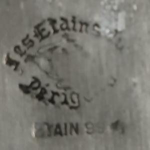 Bonbonnière en étain au chat