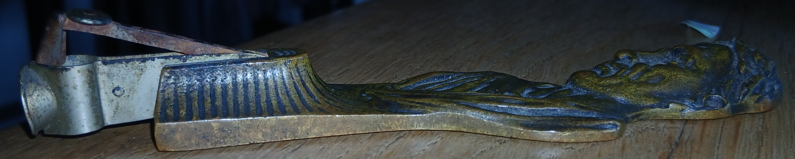 Coupe-cigare en bronze Jules César – Image 3