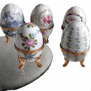 Œufs bonbonnière en porcelaine