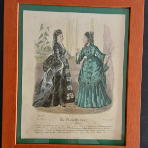 Dessin La Gazette rose « Toilettes de château »