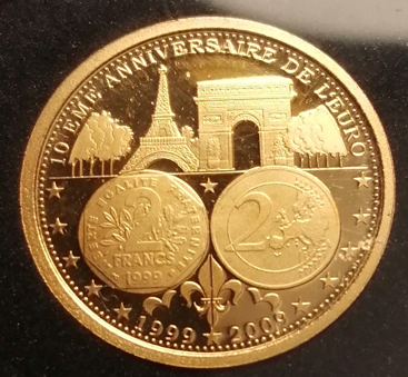 Médaille en or commémorant les 20 ans de l'euro