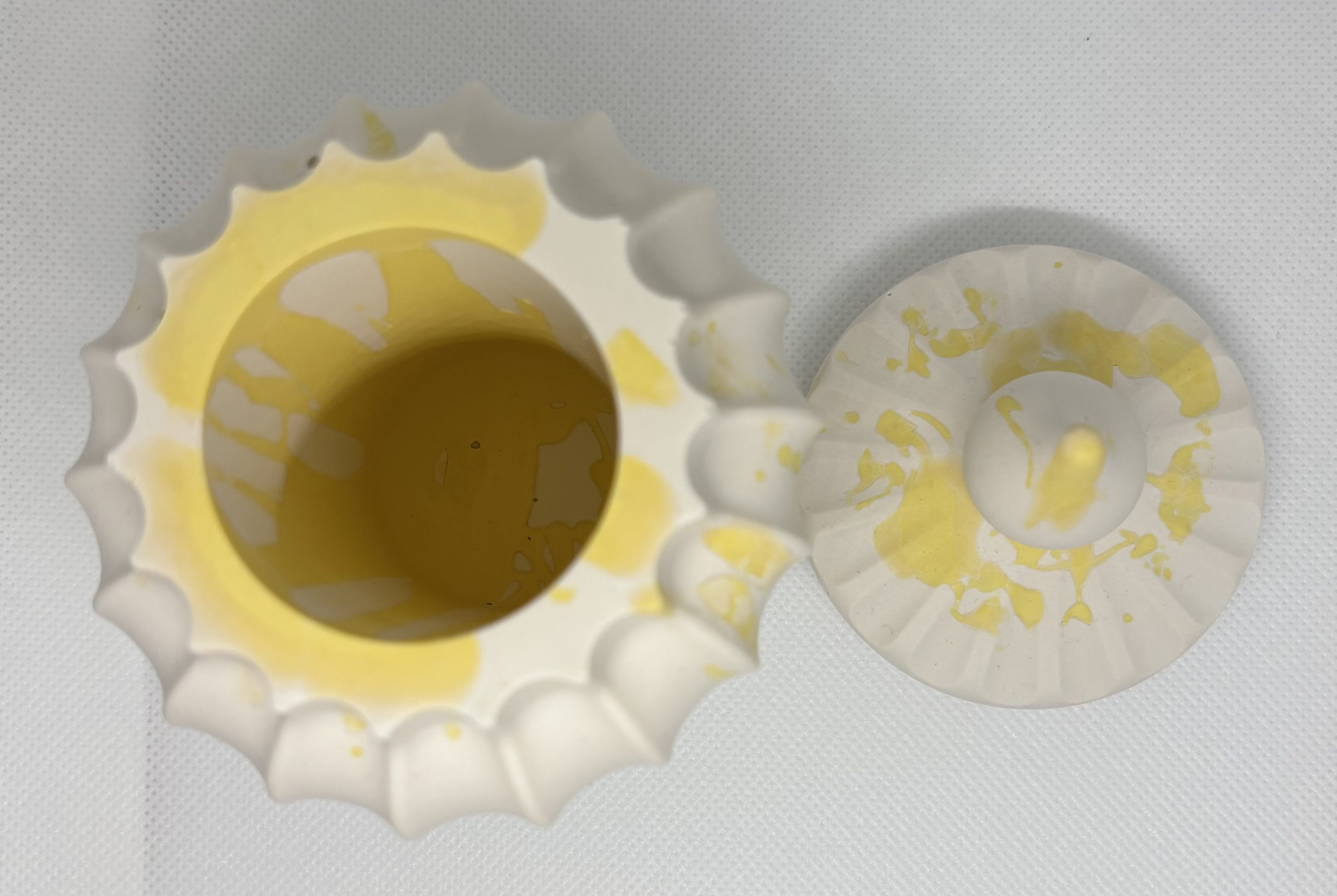 Pot pour cotons tiges en jesmonite – Image 3